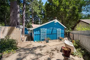 1966 Oakleaf Ct, Running Springs, CA 92382 - Photo 37