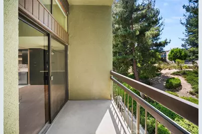805 Temple Terrace #301, Los Angeles, CA 90042 - Photo 15