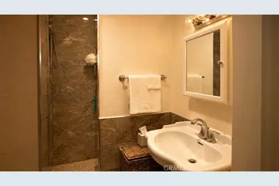 5349 Newcastle #34, Encino, CA 91316 - Photo 33