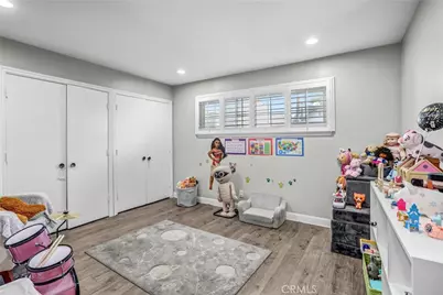 679 S Indian Hill #B, Claremont, CA 91711 - Photo 15