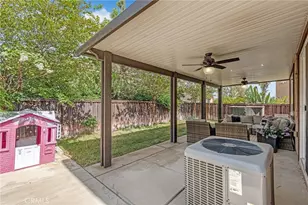 17621 Perilla, San Bernardino, CA 92407 - Photo 29