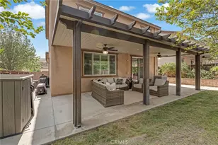 17621 Perilla, San Bernardino, CA 92407 - Photo 31