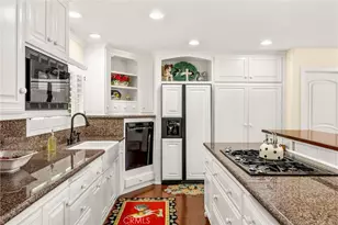 1328 Loma Sola, Upland, CA 91786 - Photo 13