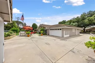 1328 Loma Sola, Upland, CA 91786 - Photo 49