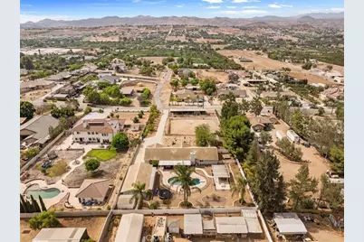 18678 Newman Avenue, Riverside, CA 92508 - Photo 45