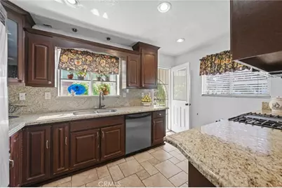 1001 Highland Court, Upland, CA 91786 - Photo 7
