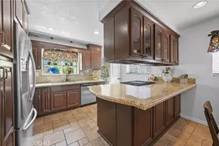 1001 Highland Ct, Upland, CA 91786 - Photo 7