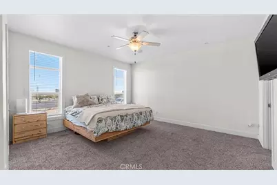 10370 Beekley, Pinon Hills, CA 92371 - Photo 15