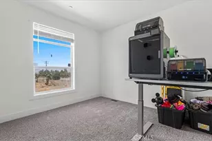 10370 Beekley, Pinon Hills, CA 92371 - Photo 25