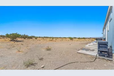 10370 Beekley, Pinon Hills, CA 92371 - Photo 33