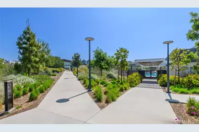 136 Rondo, Irvine, CA 92618 - Photo 49