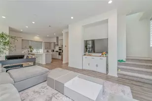136 Rondo, Irvine, CA 92618 - Photo 9