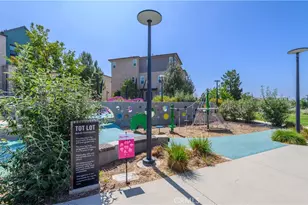 136 Rondo, Irvine, CA 92618 - Photo 41