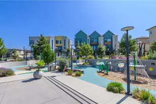136 Rondo, Irvine, CA 92618 - Photo 45