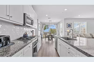 805 Cranberry Way, Upland, CA 91786 - Photo 11