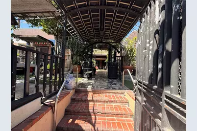 2949 S Harcourt, Los Angeles, CA 90016 - Photo 9