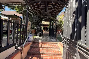 2949 S Harcourt, Los Angeles, CA 90016 - Photo 9