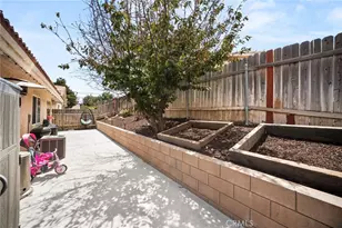 9588 Mountain Pine Ct, Phelan, CA 92371 - Photo 27