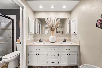 9588 Mountain Pine Court, Phelan, CA 92371 - Photo 15