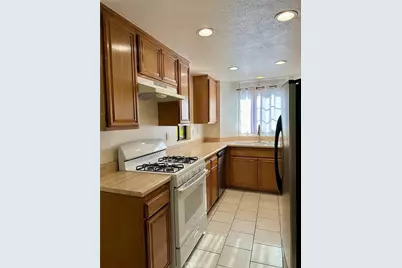 10220 De Soto Avenue #6, Chatsworth, CA 91311 - Photo 3