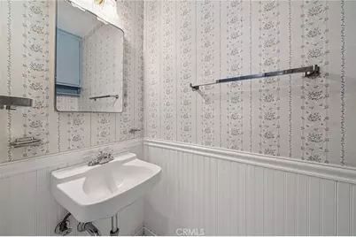 1057 W Bonnie Brae Court, Ontario, CA 91762 - Photo 15