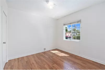 135 E 77th Street, Los Angeles, CA 90003 - Photo 17