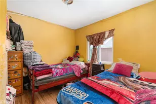 135 E 77th St, Los Angeles, CA 90003 - Photo 23