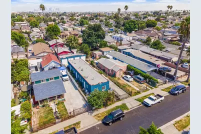 135 E 77th Street, Los Angeles, CA 90003 - Photo 3