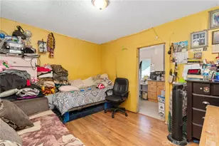 135 E 77th St, Los Angeles, CA 90003 - Photo 25