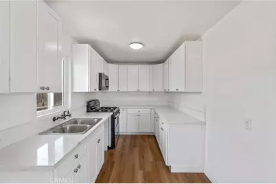 21932 Standing Rock Avenue, Apple Valley, CA 92307 - Photo 11
