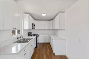 21932 Standing Rock Ave, Apple Valley, CA 92307 - Photo 11