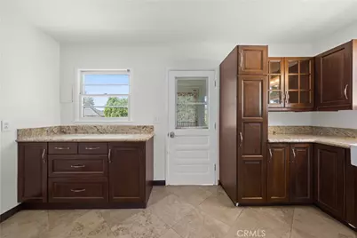 141 S Minnesota Avenue, Glendora, CA 91741 - Photo 9