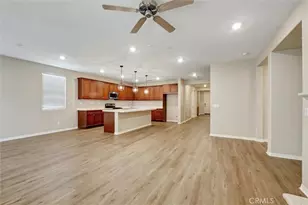 3978 Scarlet Oak Ct, San Bernardino, CA 92407 - Photo 7