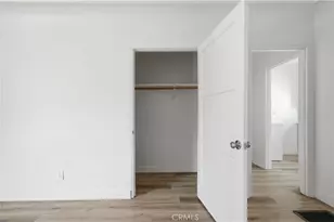 2472 Chestnut Ave, Long Beach, CA 90806 - Photo 11