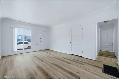 2472 Chestnut Avenue, Long Beach, CA 90806 - Photo 9