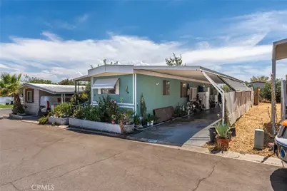 20683 Waalew Road #B49, Apple Valley, CA 92307 - Photo 5