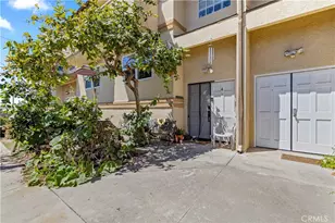 1040 252nd St, Harbor City, CA 90710 - Photo 3