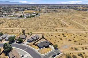 16226 Brookfield, Victorville, CA 92394 - Photo 25