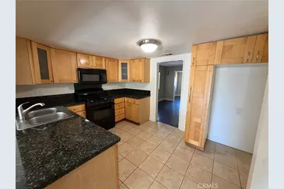 21514 Cohasset Street, Canoga Park, CA 91303 - Photo 19