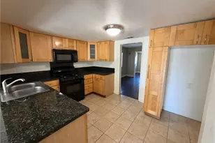 21514 Cohasset St, Canoga Park, CA 91303 - Photo 19