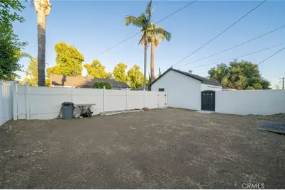 887 N 1st Avenue, Upland, CA 91786 - Photo 31