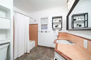 887 N 1st Ave, Upland, CA 91786 - Photo 15
