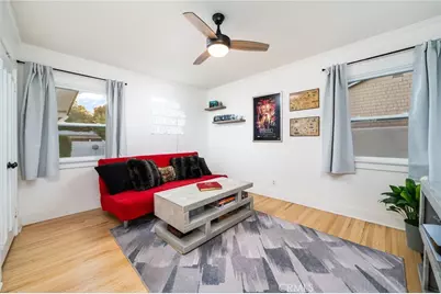 887 N 1st Avenue, Upland, CA 91786 - Photo 17