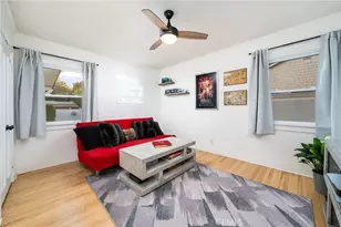 887 N 1st Ave, Upland, CA 91786 - Photo 17