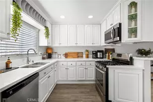 19266 Arbeth St, Rialto, CA 92377 - Photo 15