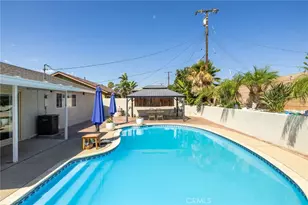19266 Arbeth St, Rialto, CA 92377 - Photo 29