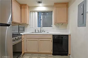 15114 Sherman Way, Van Nuys, CA 91405 - Photo 15