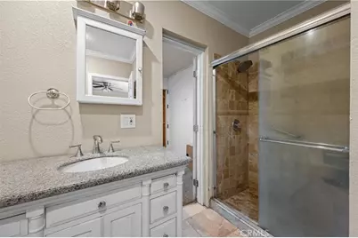 1622 Navarro, Pasadena, CA 91103 - Photo 35