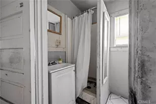 1622 Navarro, Pasadena, CA 91103 - Photo 43