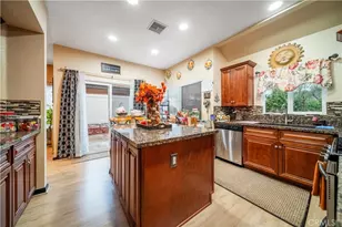 22720 Mountain View Rd, Moreno Valley, CA 92557 - Photo 9